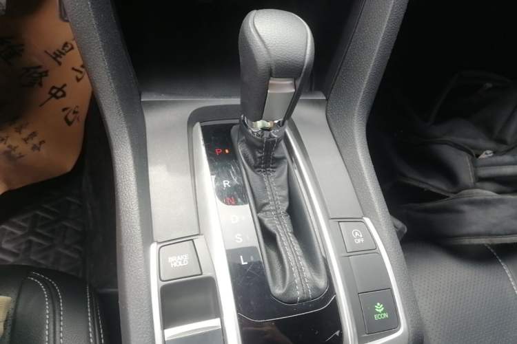 Used Honda Civic 2019 220TURBO CVT Dynamic Edition China VI Gear Lever
