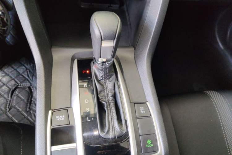 Used Honda Civic 2019 220TURBO CVT Dynamic Edition China VI Gear Lever