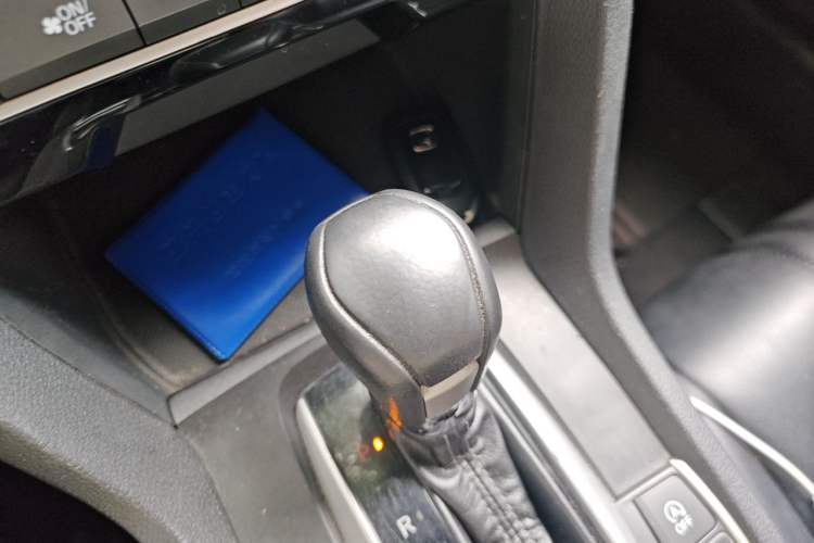 Used Honda Civic 2019 220TURBO CVT Dynamic Edition China VI Gear Lever