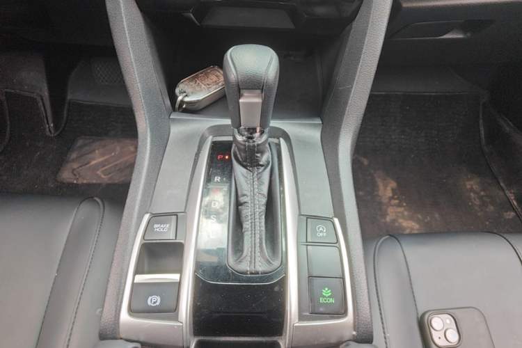 Used Honda Civic 2019 220TURBO CVT Dynamic Edition China VI Gear Lever