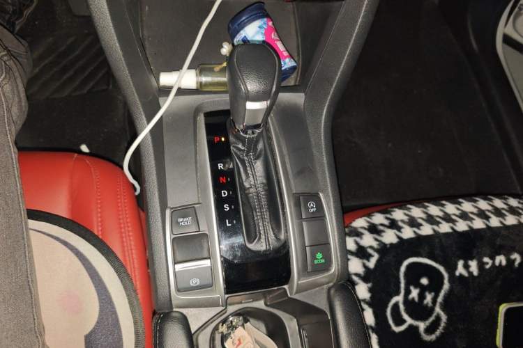 Used Honda Civic 2019 220TURBO CVT Dynamic Edition China VI Emission Standard Gear Lever