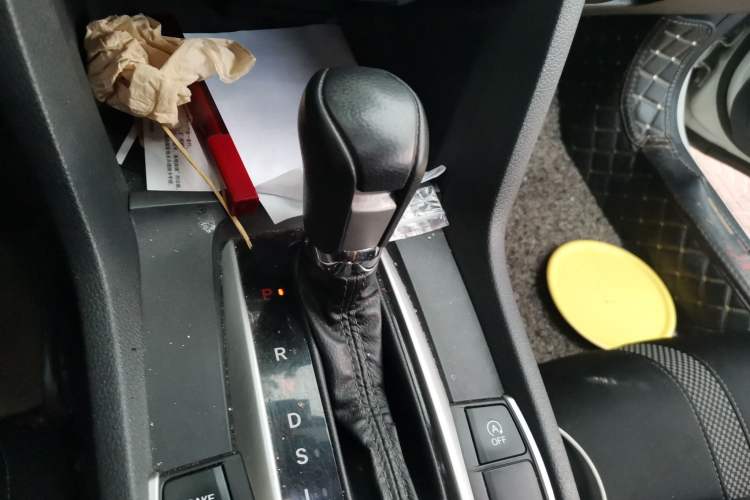 Used Honda Civic 2019 220TURBO CVT Dynamic Edition China VI Gear Lever