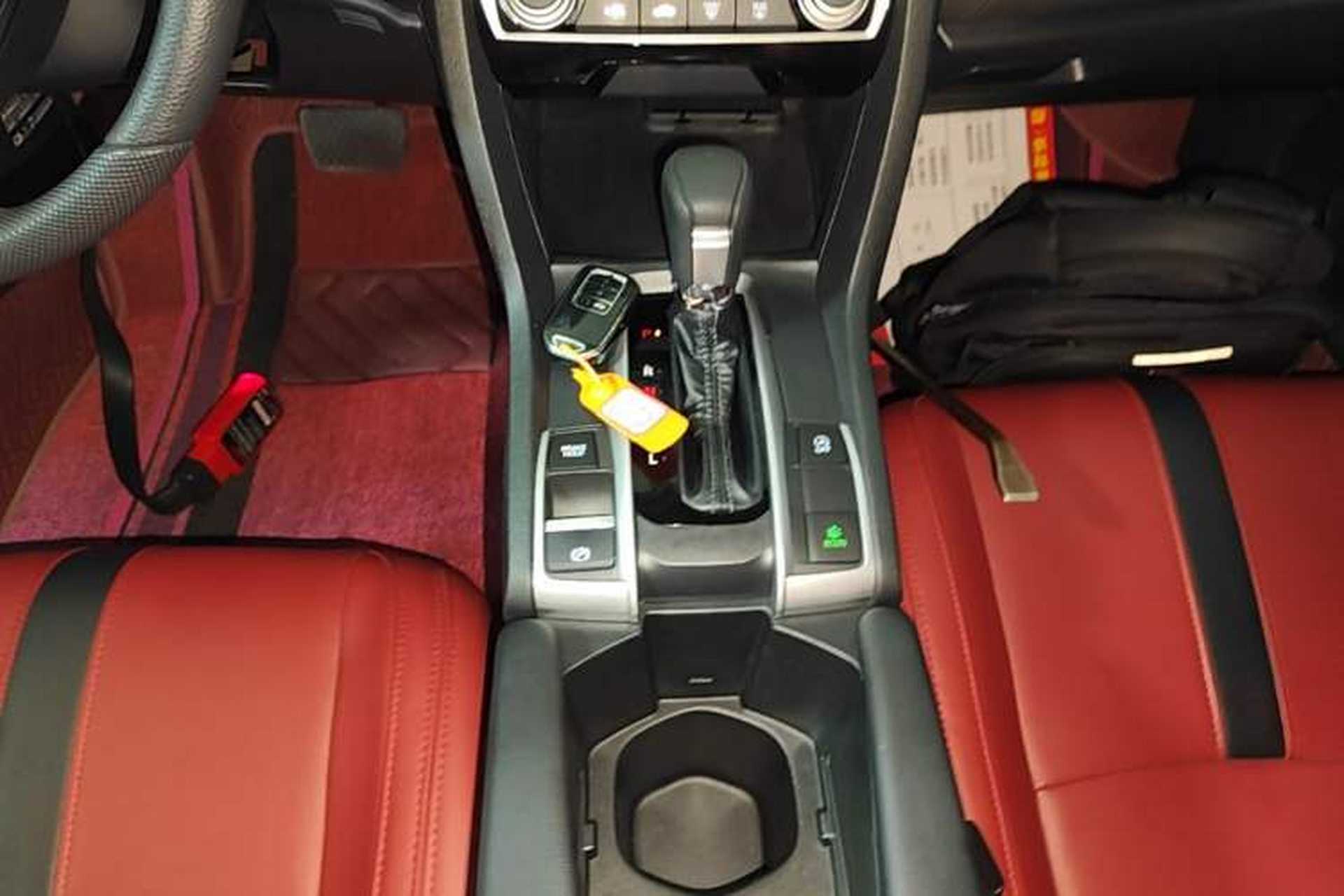 Used Honda Civic 2019 180TURBO CVT Shangdong Edition China V Gear Lever