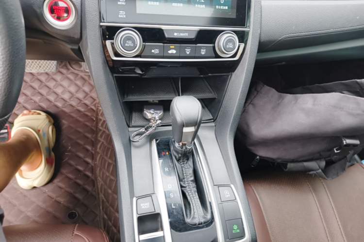Used Honda Civic 2019 180TURBO CVT Shangdong Edition China VI Gear Lever