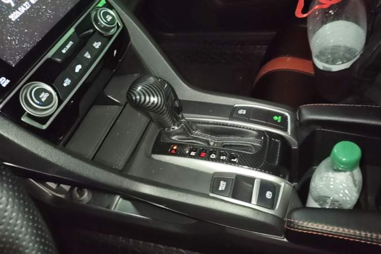 Used Honda Civic 2019 220TURBO CVT Dynamic Edition China VI Gear Lever