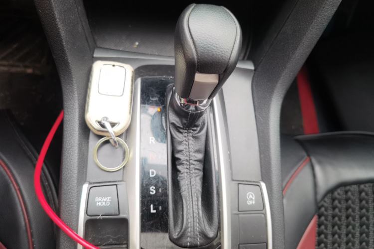 Used Honda Civic 2019 220TURBO CVT Dynamic Edition China VI Emission Standard Gear Lever