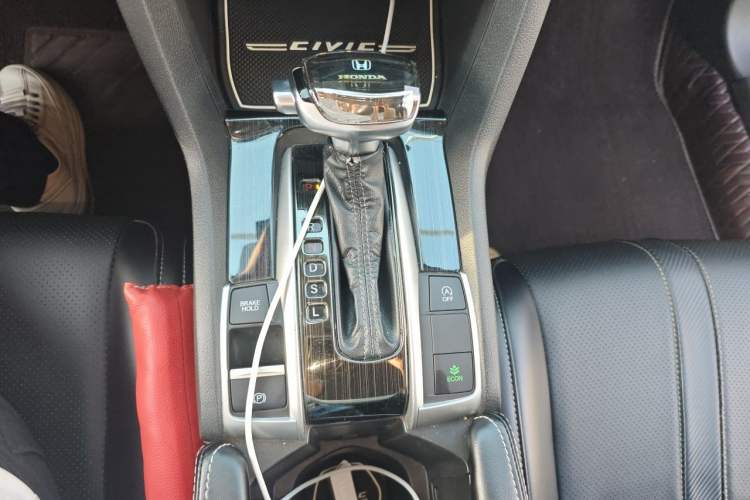 Used Honda Civic 2019 220TURBO CVT Dynamic Edition China VI Gear Lever