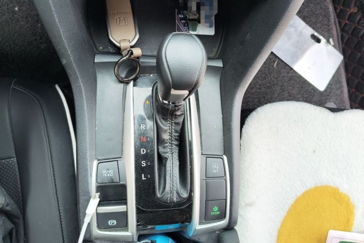 Used Honda Civic 2019 220TURBO CVT Dynamic Edition China VI Emission Standard Gear Lever