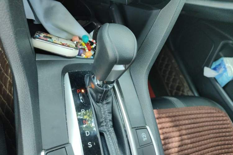 Used Honda Civic 2019 220TURBO CVT Dynamic Edition China VI Gear Lever