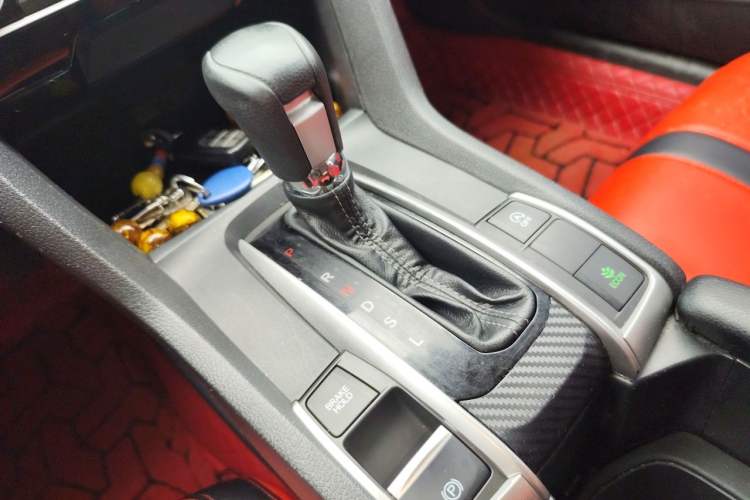 Used Honda Civic 2019 220TURBO CVT Dynamic Edition China VI Gear Lever