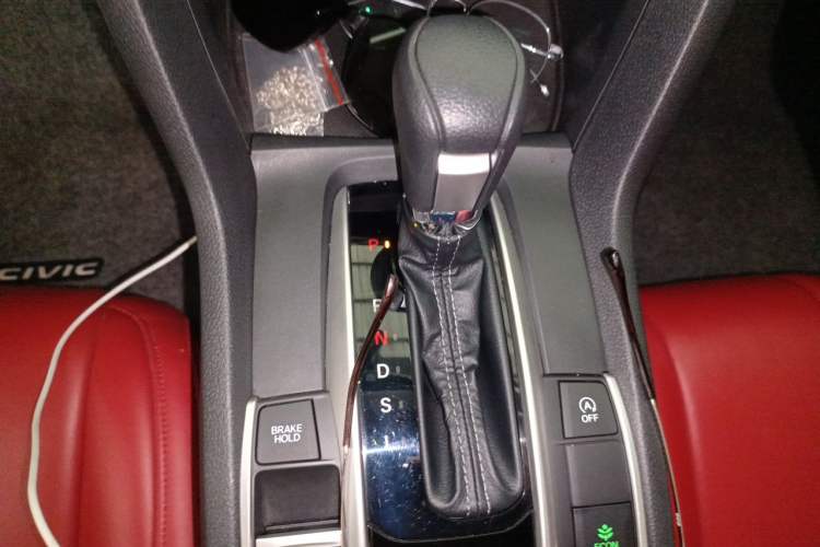 Used Honda Civic 2019 220TURBO CVT Dynamic Edition China VI Emission Standard Gear Lever