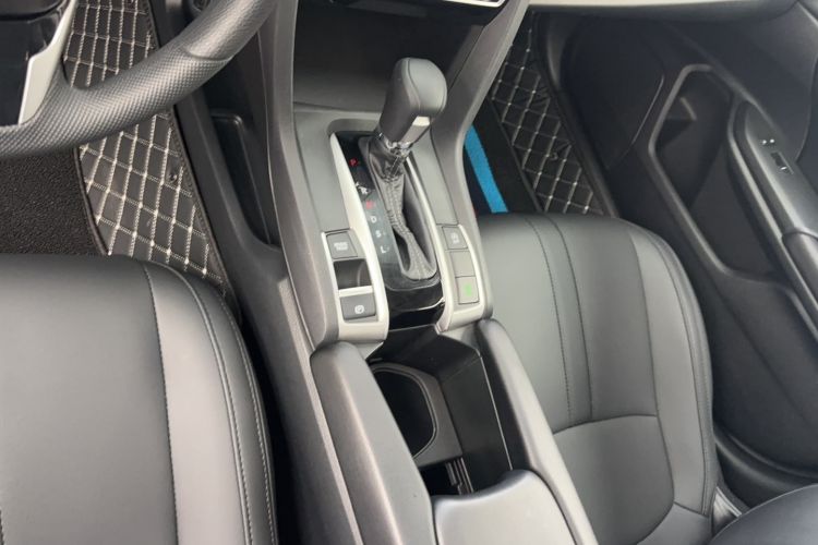 Used Honda Civic 2019 220TURBO CVT Dynamic Edition China VI Gear Lever