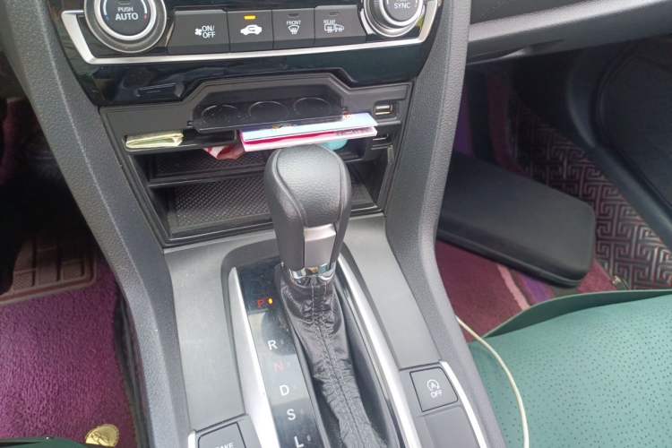 Used Honda Civic 2019 220TURBO CVT Dynamic Edition China VI Gear Lever