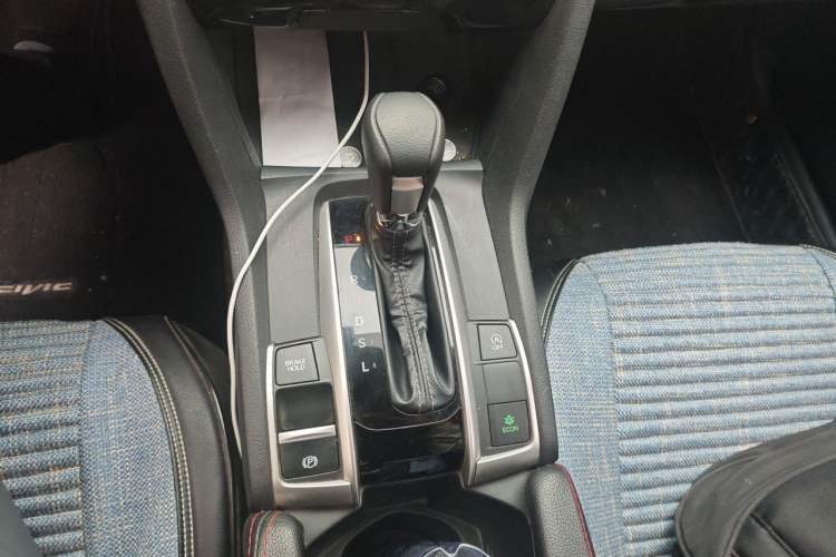 Used Honda Civic 2019 220TURBO CVT Dynamic Edition China VI Gear Lever