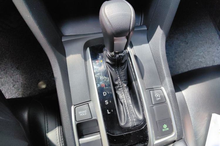 Used Honda Civic 2019 220TURBO CVT Dynamic Edition China VI Emission Standard Gear Lever