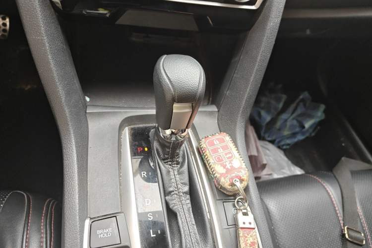 Used Honda Civic 2019 220TURBO CVT Dynamic Edition China VI Emission Standard Gear Lever