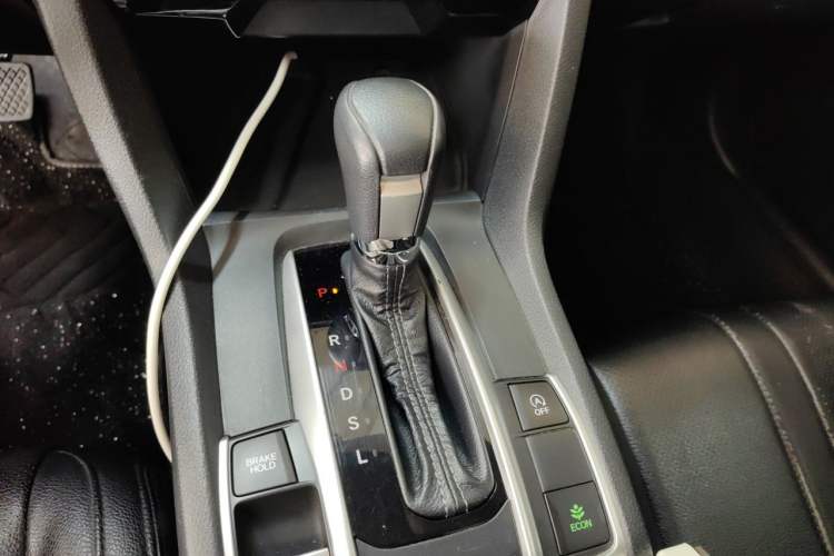 Used Honda Civic 2019 180TURBO CVT Shangdong Edition China V Gear Lever