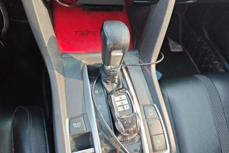 Used Honda Civic 2019 220TURBO CVT Power Edition China VI Emission Standard Gear Lever