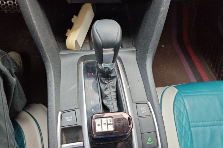 Used Honda Civic 2019 220TURBO CVT Dynamic Edition China VI Emission Standard Gear Lever