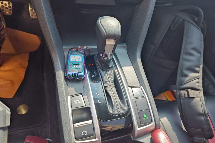 Used Honda Civic 2019 220TURBO CVT Dynamic Edition China VI Emission Standard Gear Lever