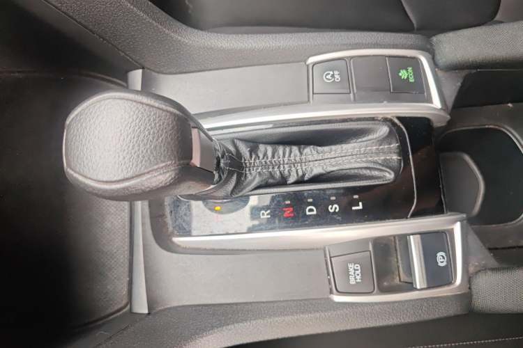 Used Honda Civic 2019 220TURBO CVT Dynamic Edition China VI Emission Standard Gear Lever