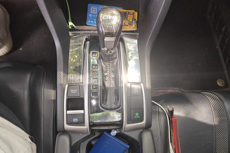 Used Honda Civic 2019 220TURBO CVT Power Edition China VI Emission Standard Gear Lever