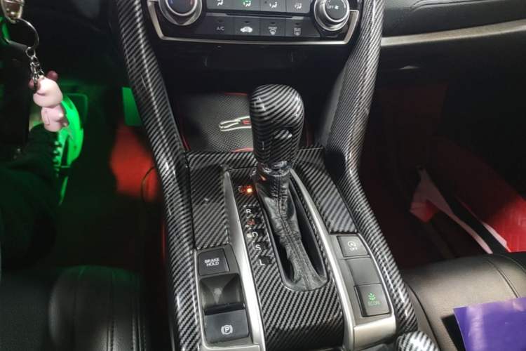 Used Honda Civic 2019 180TURBO CVT Shangyue Edition China V Emission Standard Gear Lever
