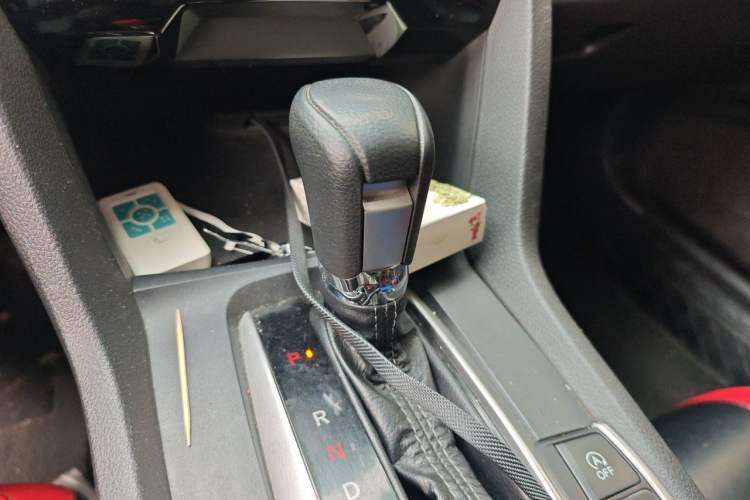 Used Honda Civic 2019 220TURBO CVT Dynamic Edition China VI Gear Lever