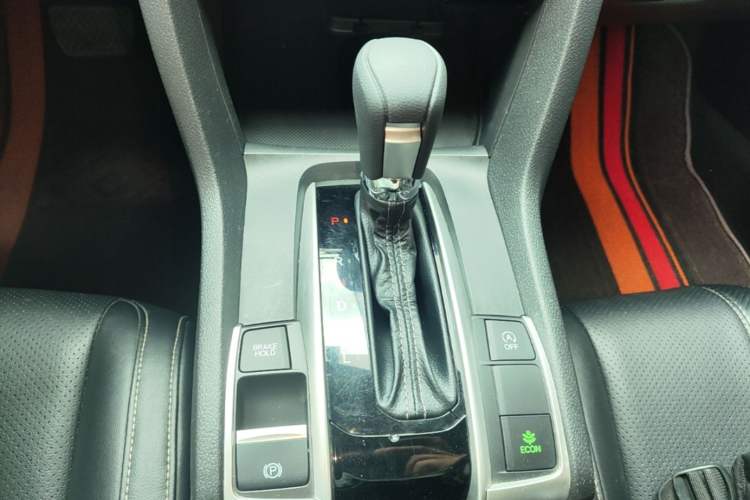Used Honda Civic 2019 220TURBO CVT Dynamic Edition China VI Gear Lever
