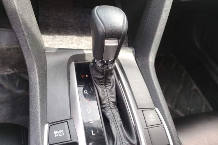Used Honda Civic 2019 220TURBO CVT Dynamic Edition China VI Gear Lever