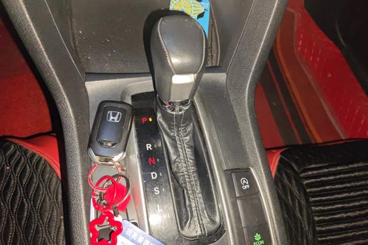 Used Honda Civic 2019 180TURBO CVT Shangqing Edition China VI Gear Lever