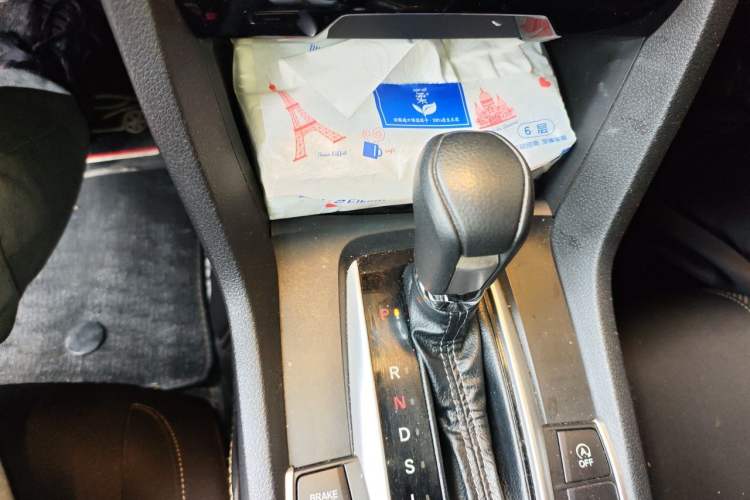 Used Honda Civic 2019 180TURBO CVT Shangdong Edition China VI Gear Lever