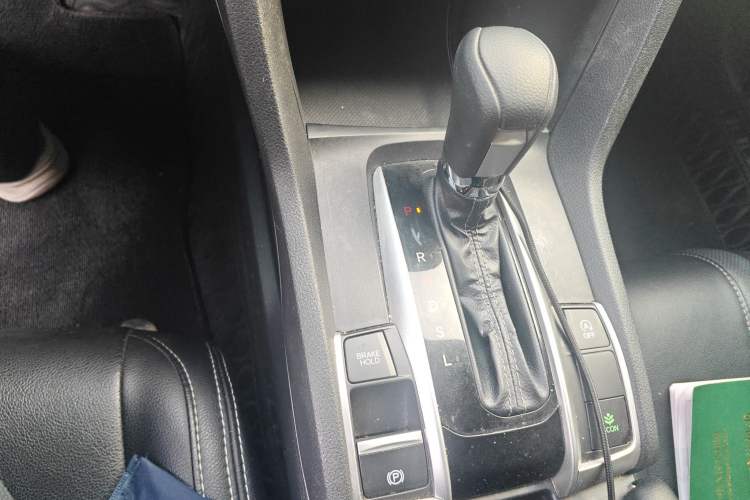 Used Honda Civic 2019 220TURBO CVT Dynamic Edition China VI Gear Lever