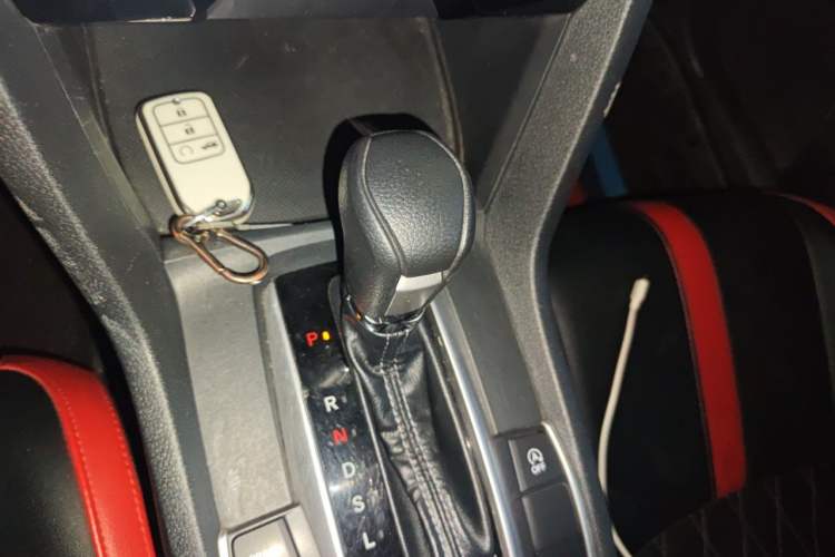 Used Honda Civic 2019 220TURBO CVT Dynamic Edition China VI Gear Lever