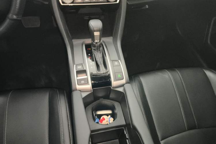 Used Honda Civic 2019 220TURBO CVT Dynamic Edition China VI Gear Lever