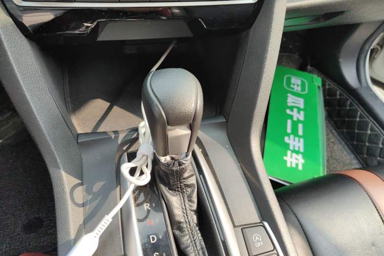 Used Honda Civic 2019 220TURBO CVT Dynamic Edition China VI Gear Lever