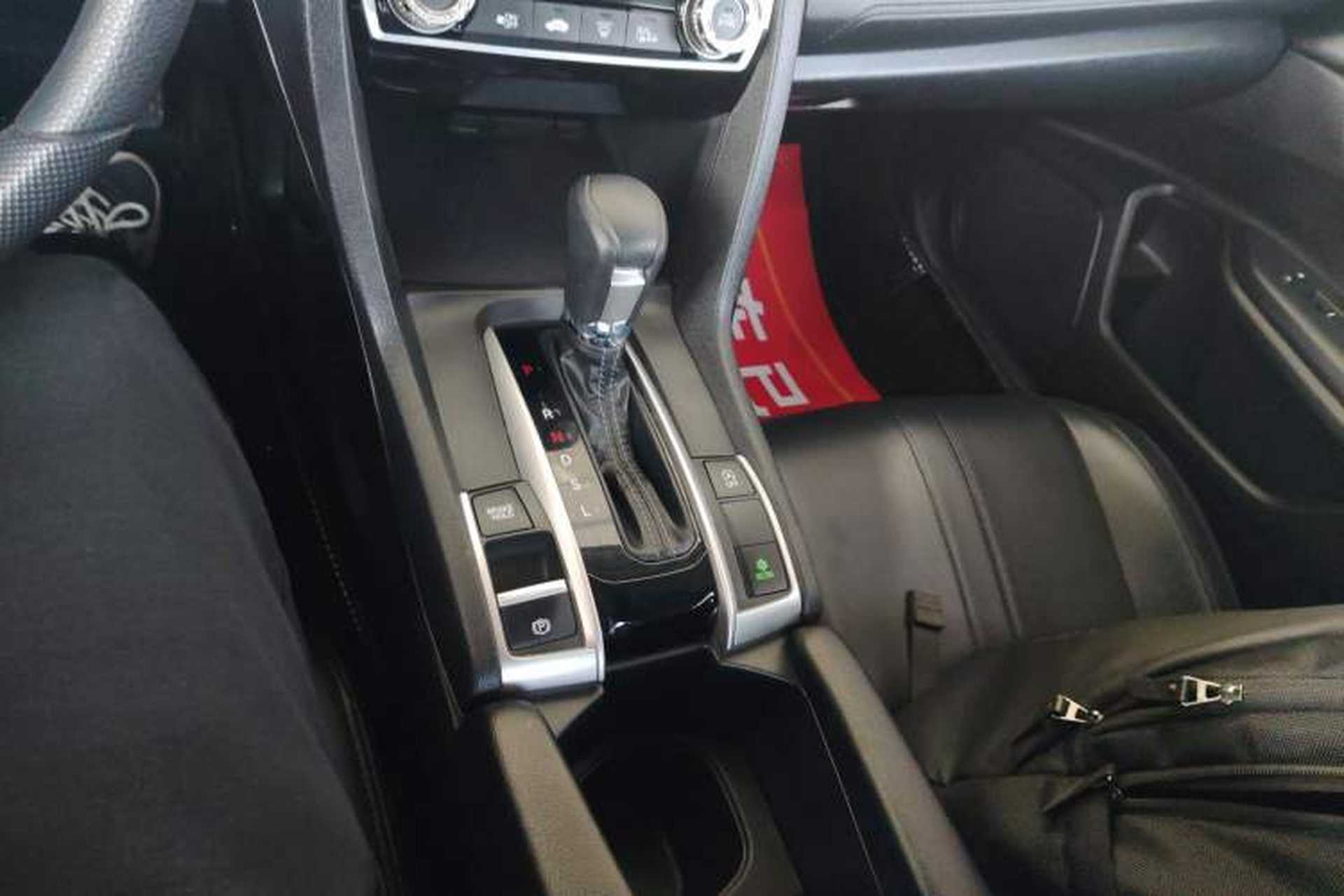 Used Honda Civic 2019 220TURBO CVT Dynamic Edition China VI Gear Lever
