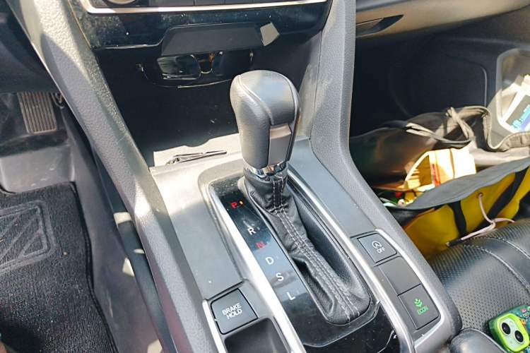Used Honda Civic 2019 220TURBO CVT Dynamic Edition China VI Gear Lever