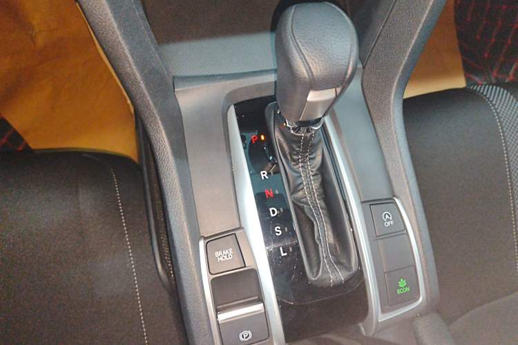 Used Honda Civic 2019 220TURBO CVT Dynamic Edition China VI Gear Lever