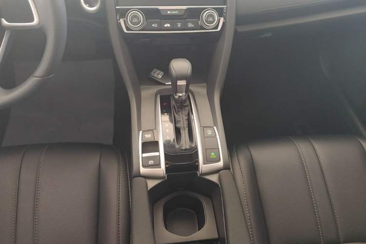Used Honda Civic 2019 220TURBO CVT Dynamic Edition China VI Gear Lever