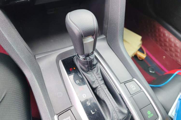 Used Honda Civic 2019 220TURBO CVT Dynamic Edition China VI Gear Lever