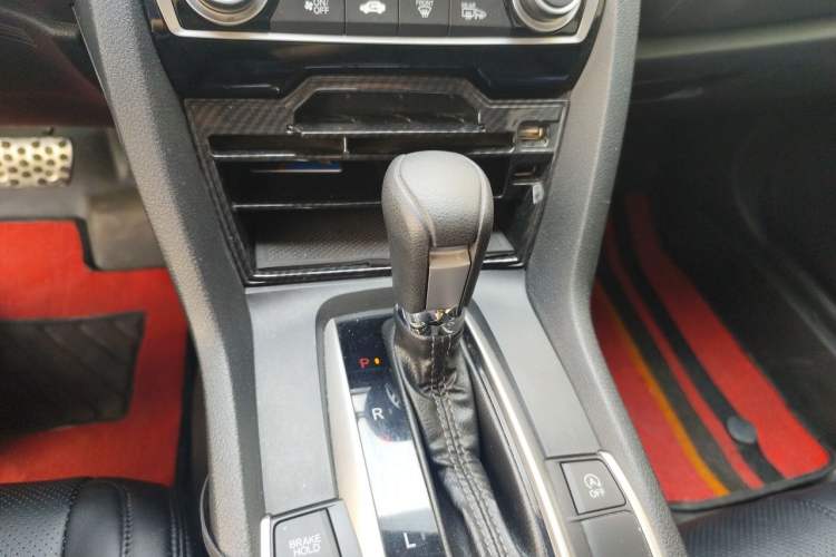 Used Honda Civic 2019 220TURBO CVT Dynamic Edition China VI Emission Standard Gear Lever