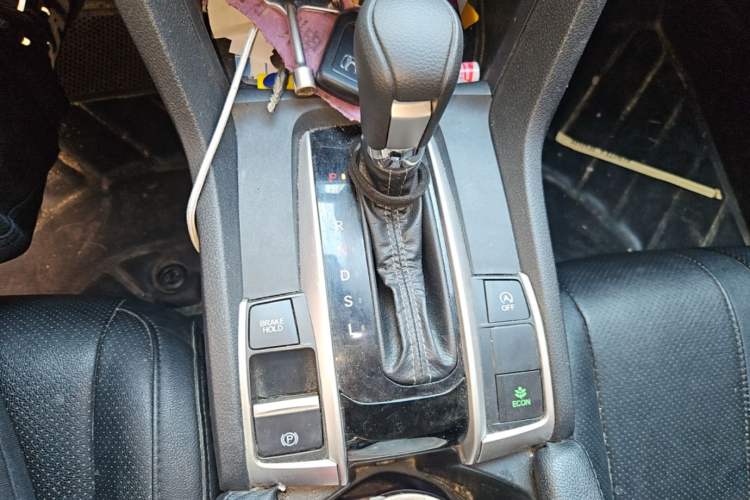 Used Honda Civic 2019 220TURBO CVT Dynamic Edition China VI Gear Lever