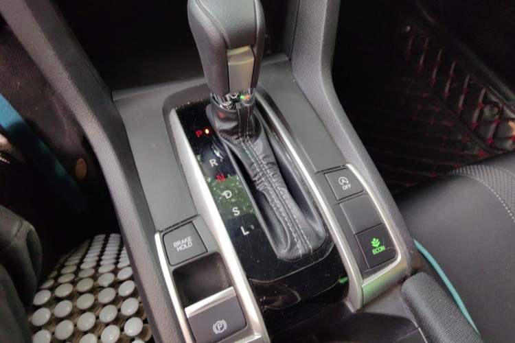 Used Honda Civic 2019 220TURBO CVT Dynamic Edition China VI Gear Lever