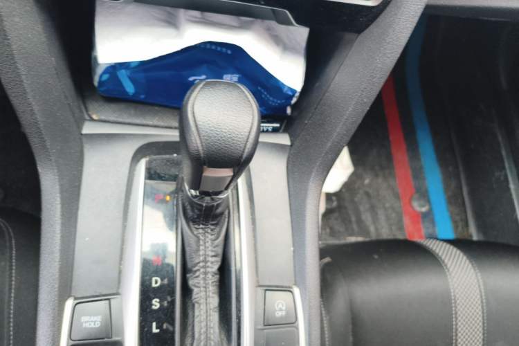 Used Honda Civic 2019 220TURBO CVT Dynamic Edition China VI Gear Lever