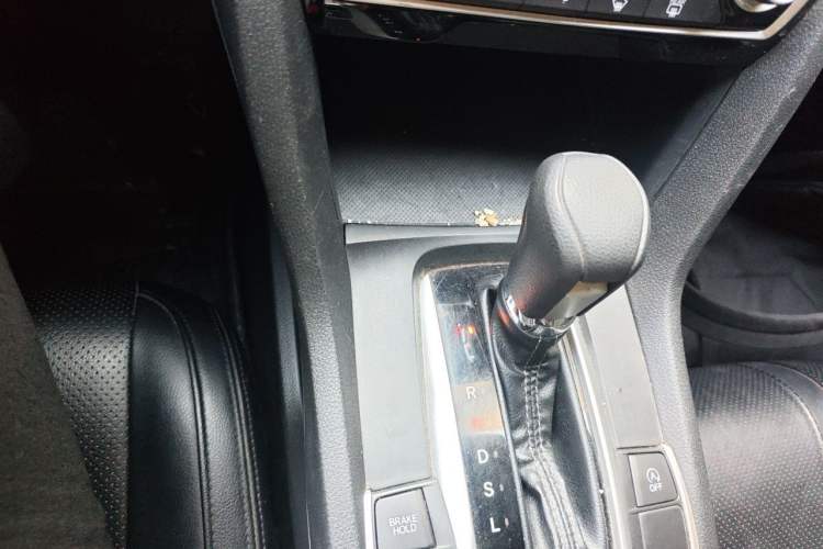 Used Honda Civic 2019 180TURBO CVT Shangyue Edition China VI Emission Standard Gear Lever
