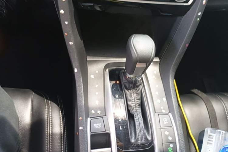 Used Honda Civic 2019 220TURBO CVT Dynamic Edition China VI Gear Lever
