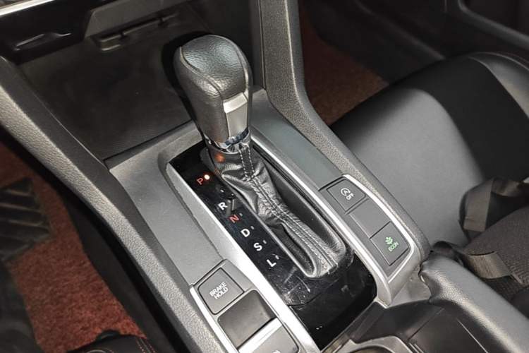 Used Honda Civic 2019 220TURBO CVT Dynamic Edition China VI Gear Lever