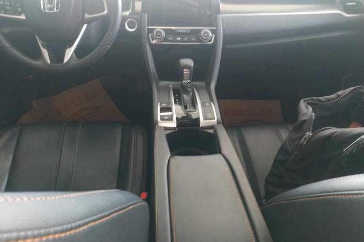Used Honda Civic 2019 220TURBO CVT Dynamic Edition China VI Gear Lever