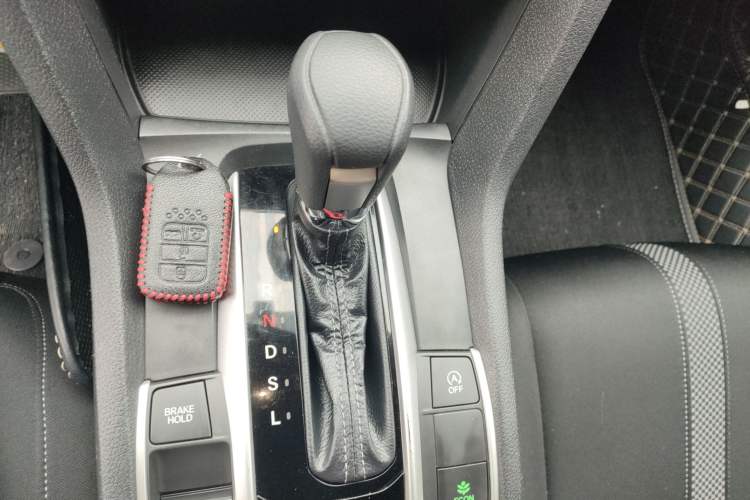 Used Honda Civic 2019 220TURBO CVT Dynamic Edition China VI Emission Standard Gear Lever